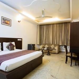 Superior King Room